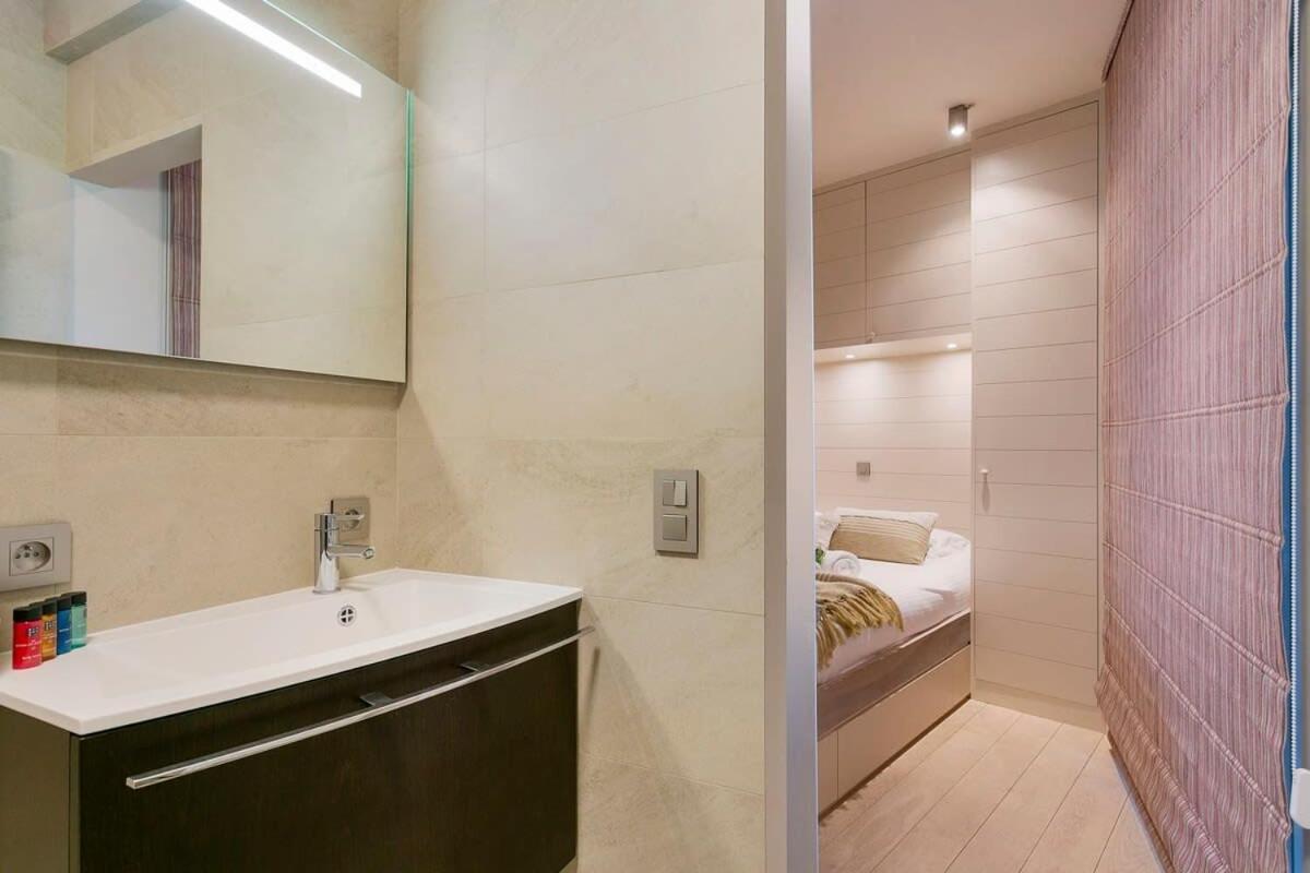 Huswell - Unique Apartment With Sea-View Near The Center Кнокке-Хейст Экстерьер фото